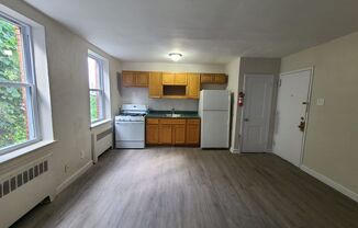 1 bed, 1 bath, $950, Unit B3