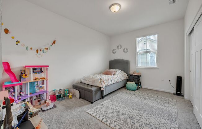 4 beds, 3 baths, $2,900