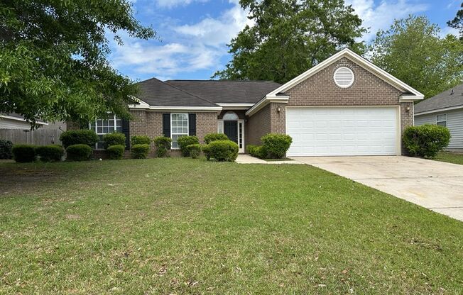 *Now Available* 43 Dianne Mackenzie Way