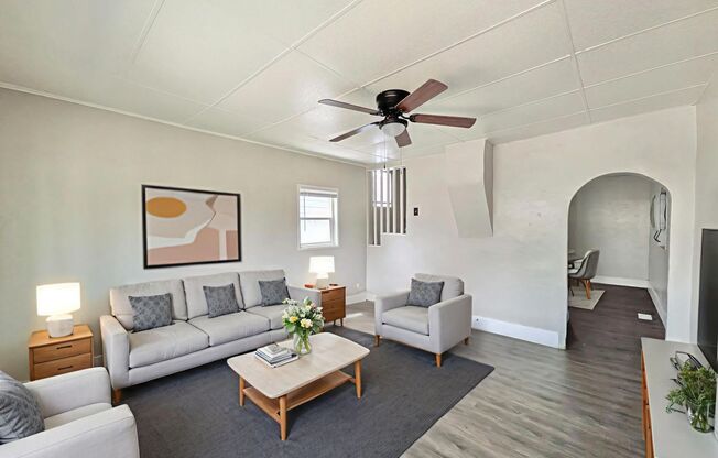 Charming 2-Story Home Near Riverwalk & I-25