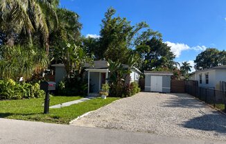 1324 SW 31 ST
