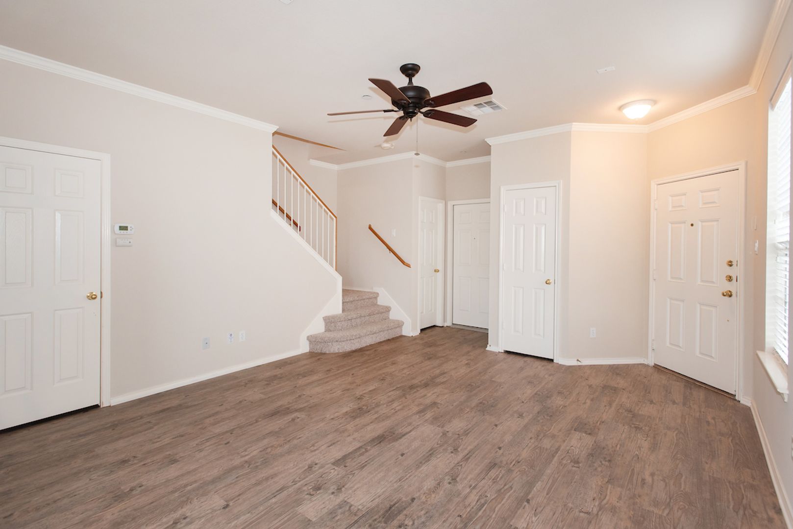 South Austin End Unit Condo - Move In Ready!