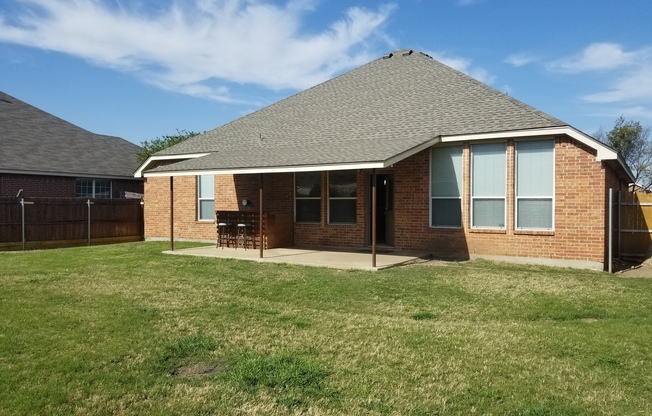 4 beds, 2 baths, $2,495