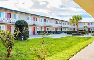 1435 Bayfair Manor Apartments