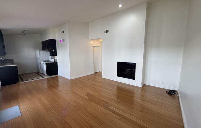 3722 SAWTELLE BLVD