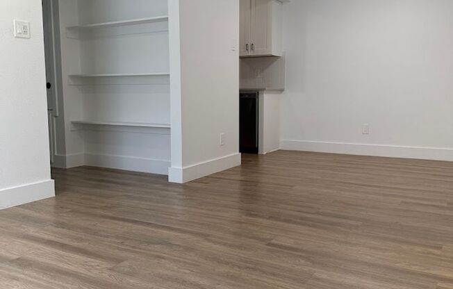 2 beds, 1 bath, 750 sqft, $1,500, Unit K704 - 307 - 105