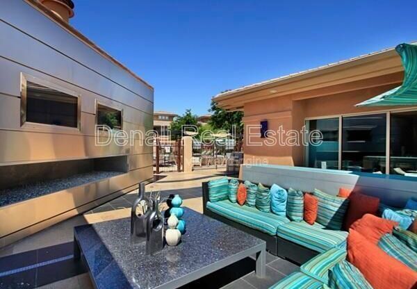3 beds, 2 baths, 1,286 sqft, $1,695, Unit Apt 2120