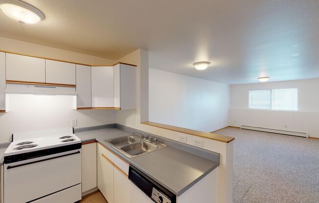 2 beds, 1 bath, 840 sqft, $1,275, Unit 1240-19