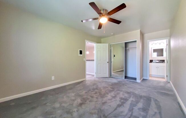 2 beds, 2 baths, 800 sqft, $2,495, Unit 221