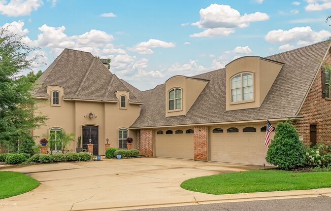 Beautiful Home on the Red River....