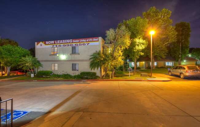 Heritage Plaza Parking Lot