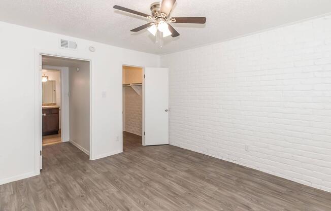 1 bed, 1 bath, 636 sqft, $1,160
