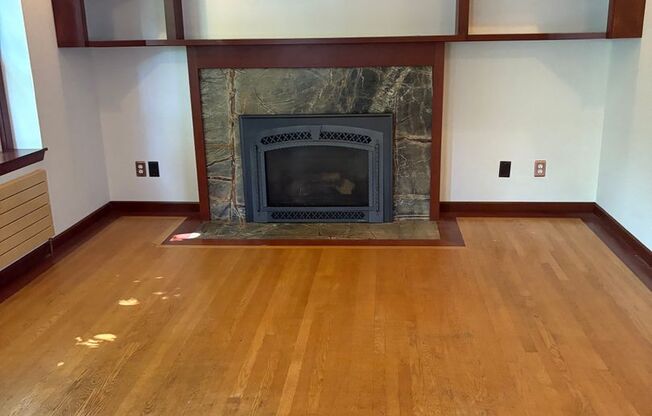 Beautiful 1908 Craftsman home for rent!