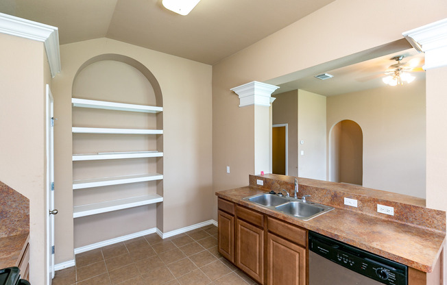 3809 Los Arroyos - 3 Bed/ 2 Bath - $1895/month