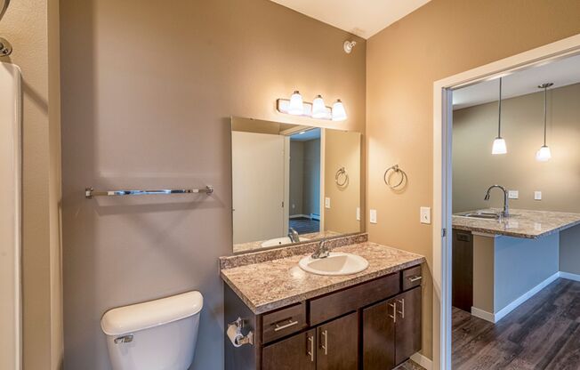 Studio, 1 bath, 611 sqft, $1,015, Unit 112