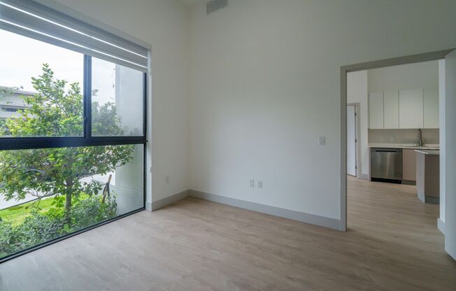 2 beds, 2 baths, 918 sqft, $2,155, Unit 106