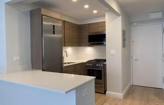 Studio, 1 bath, $3,700, Unit 3G