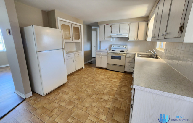 2 beds, 1 bath, $1,450