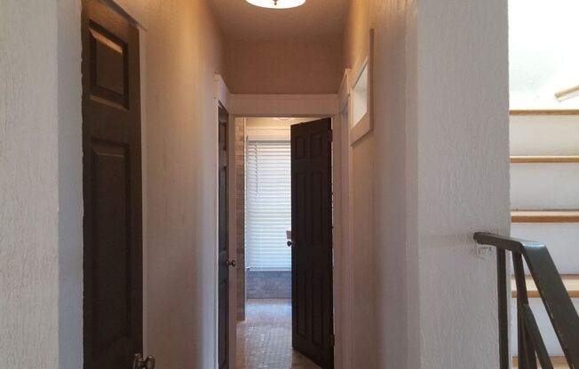 3 beds, 2 baths, $1,995, Unit 5546