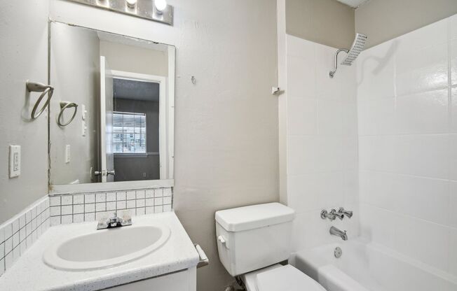 Studio, 1 bath, 400 sqft, $800, Unit PF-110