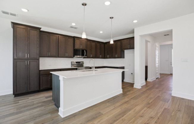 1104 YAUPON HOLLY DR