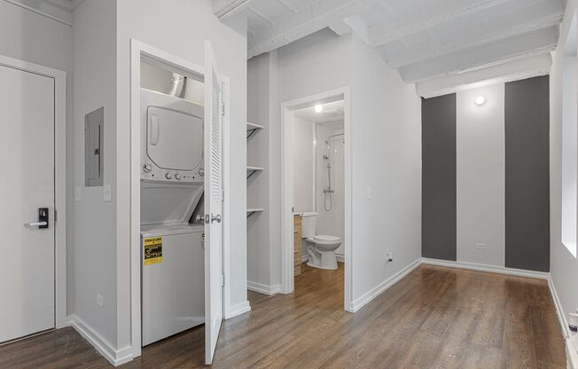 Studio, 1 bath, 204 sqft, $1,255, Unit 411