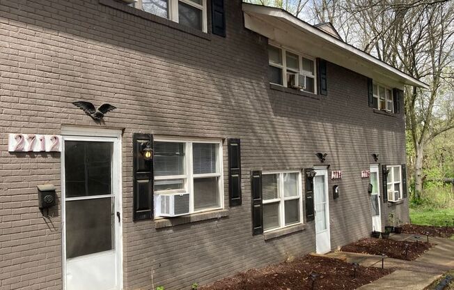 2 beds, 1 bath, 900 sqft, $1,295, Unit 2740