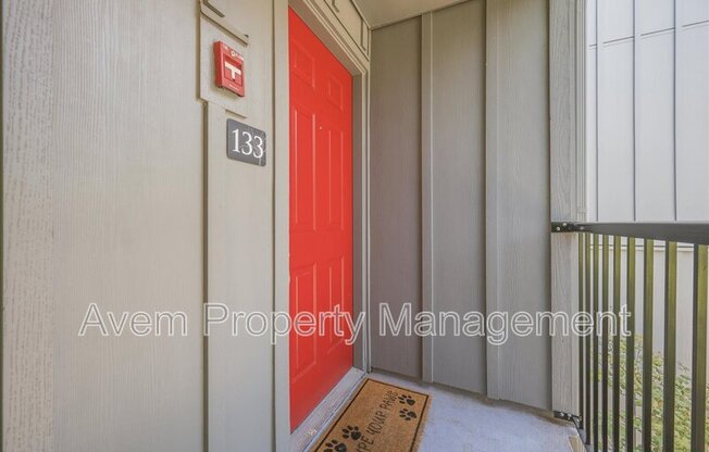 4 TOUCHSTONE DR