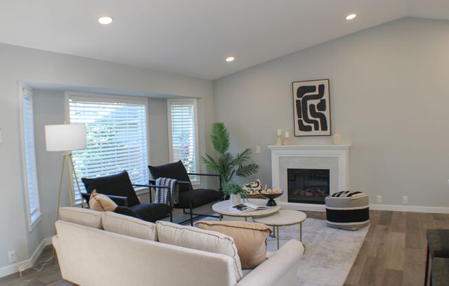 Amazing Everett/Mukilteo Tri-Level Home