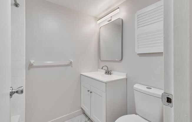 Studio, 1 bath, 580 sqft, $1,468, Unit 302