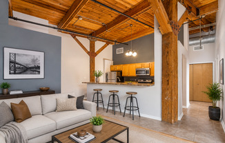 Hingetown Lofts