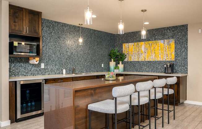 Haven Lake Oswego | Clubhouse