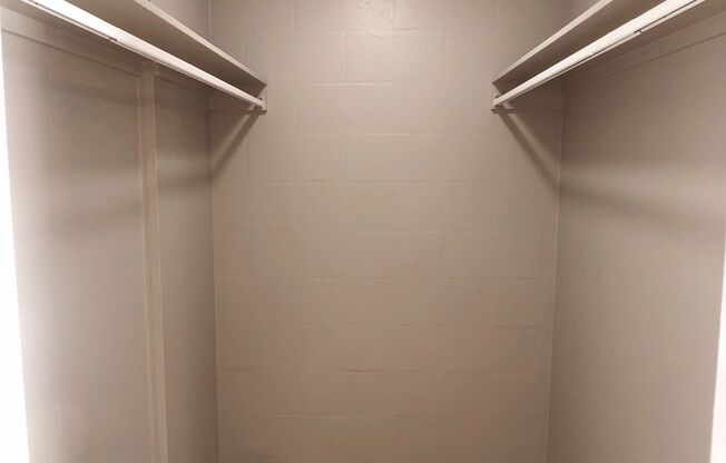 1 bed, 1 bath, $1,595, Unit 303