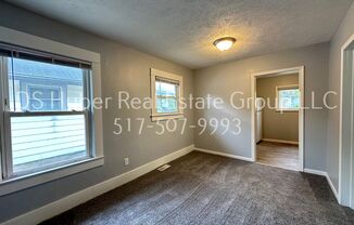 2 Bedroom 1 Bath Move-in Ready!!