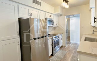 1 bed, 1 bath, 869 sqft, $1,700, Unit 204