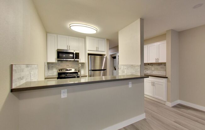 1 bed, 1 bath, 751 sqft, $1,980, Unit C155