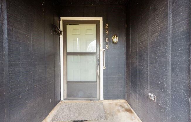 Welcome to 2908 Rosen Avenue, Fort Worth, TX 76106