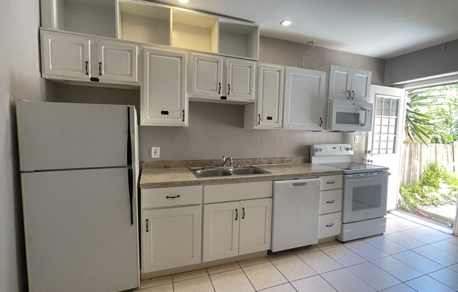 1236 UTAH ST