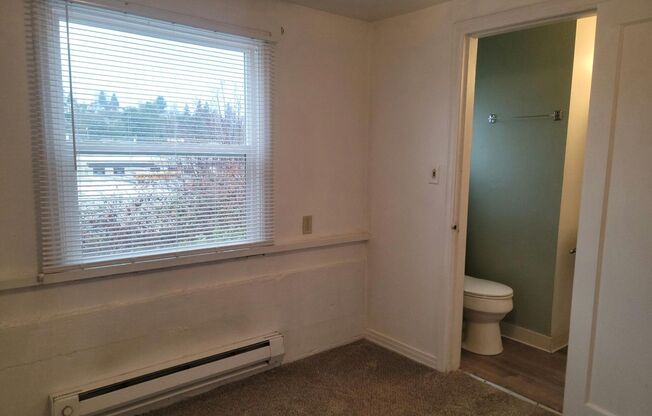 1 bed, 1 bath, $1,500, Unit #10