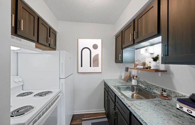 1 bed, 1 bath, 600 sqft, $899, Unit 70-02