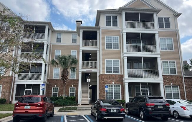 Spacious 3-Bedroom, 2-Bath Condo in Campfield – Over 1,600 sq. ft. of Living Space!