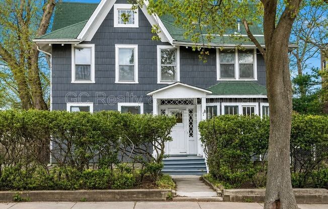 78 PINE AVE