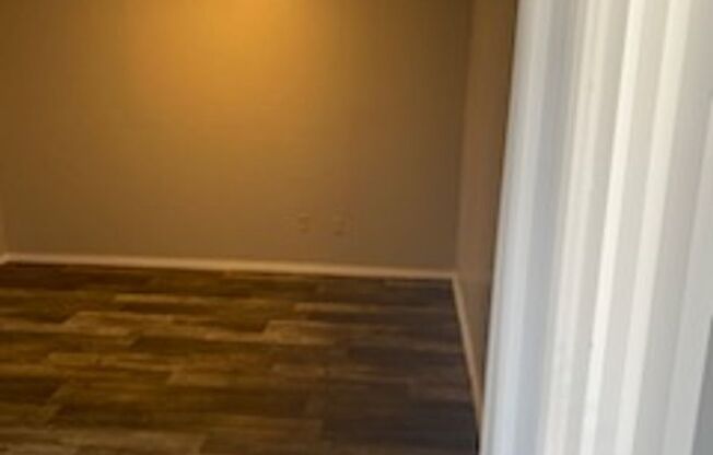 Studio, 1 bath, 520 sqft, $560, Unit 2604-101