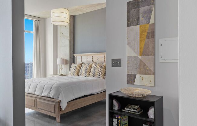 1 bed, 1 bath, $2,295, Unit Unit 1816