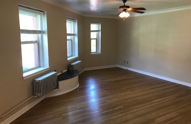 2 beds, 2 baths, 1,075 sqft, $1,500, Unit 208