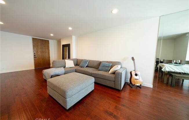 1 bed, 2 baths, 954 sqft, $3,695, Unit 1405