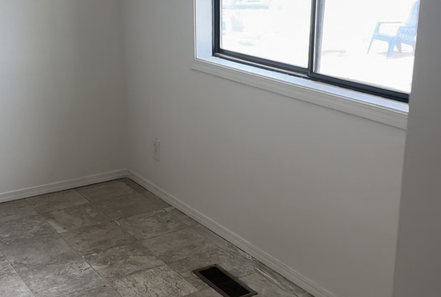 Walk to Class! BSU Two Bedroom Duplex Available!
