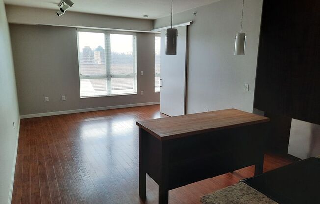 1 bed, 1 bath, 660 sqft, $1,525, Unit 307