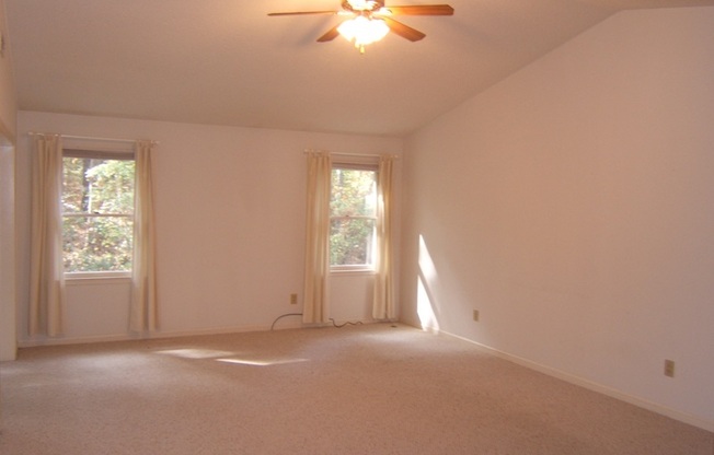 Jan Move In !!! 3BR/2BA Gated Marina Community!