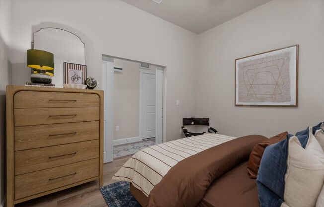 1 bed, 1 bath, 650 sqft, $1,300, Unit 402